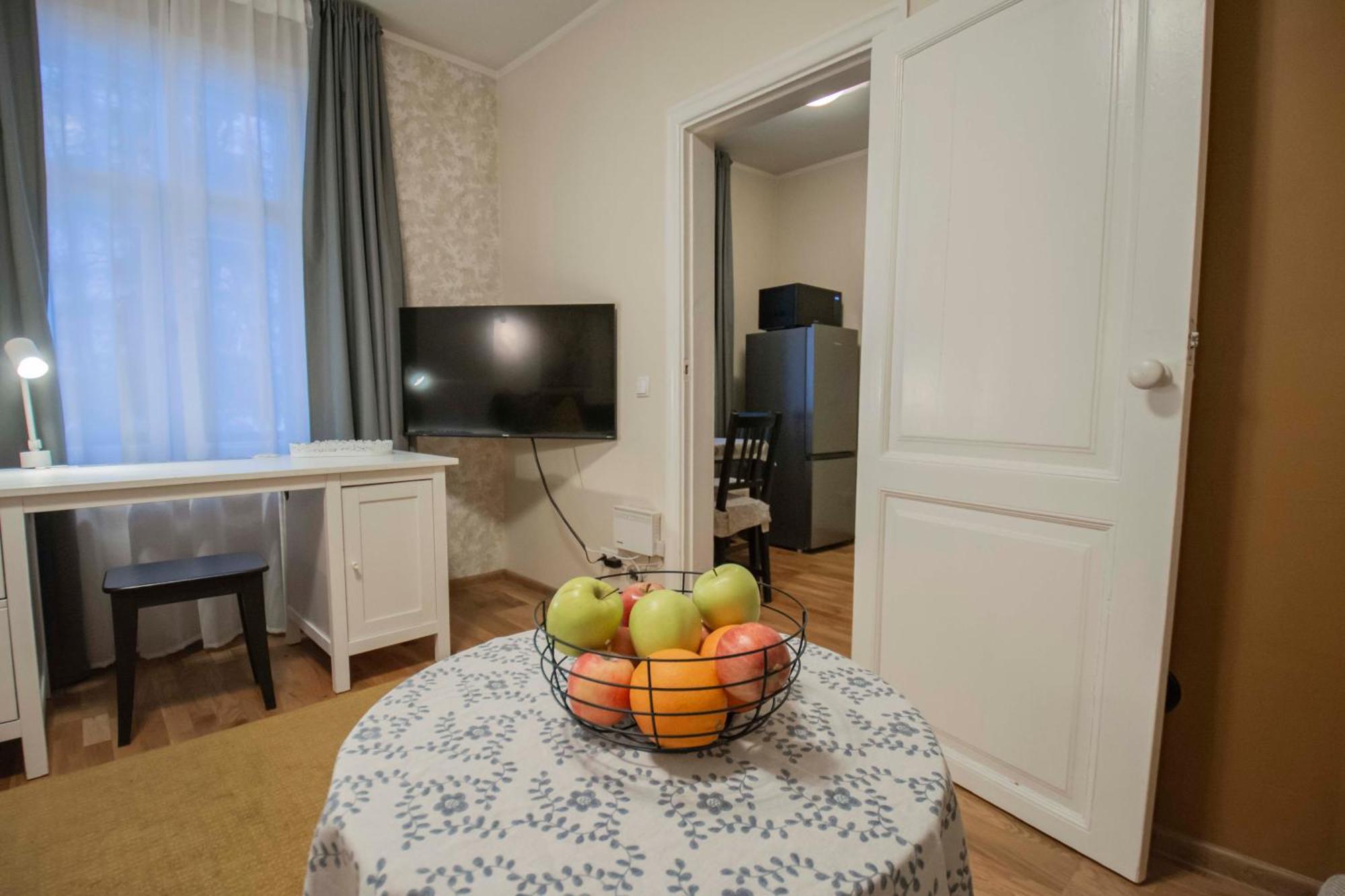 Karlovaidyll 7 - Homey Apartment With Free Parking! Tartu Exterior photo